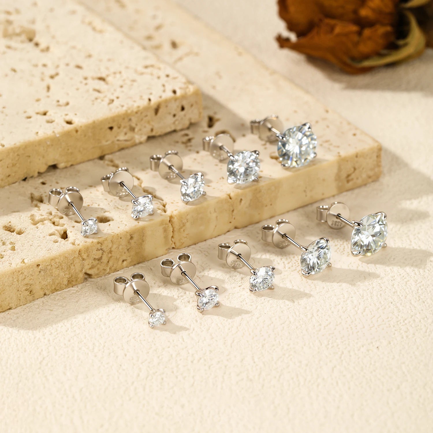 Boucles d’Oreilles en Moissanite – Argent 925 Élégance Luxe