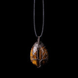 Collier Arbre de Vie en Pierres Naturelles – Pendentif oeil de tigre sur fond noir