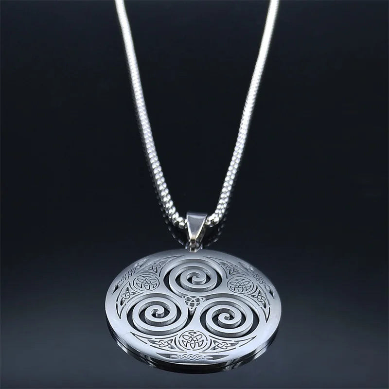 Collier Triskèle Celtique en Acier Inoxydable – Pendentif Viking 