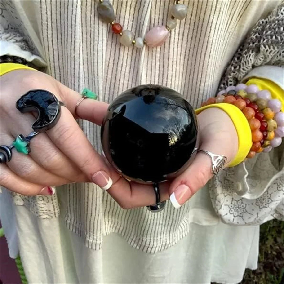Sphère en Obsidienne Noire – Boule de Cristal 